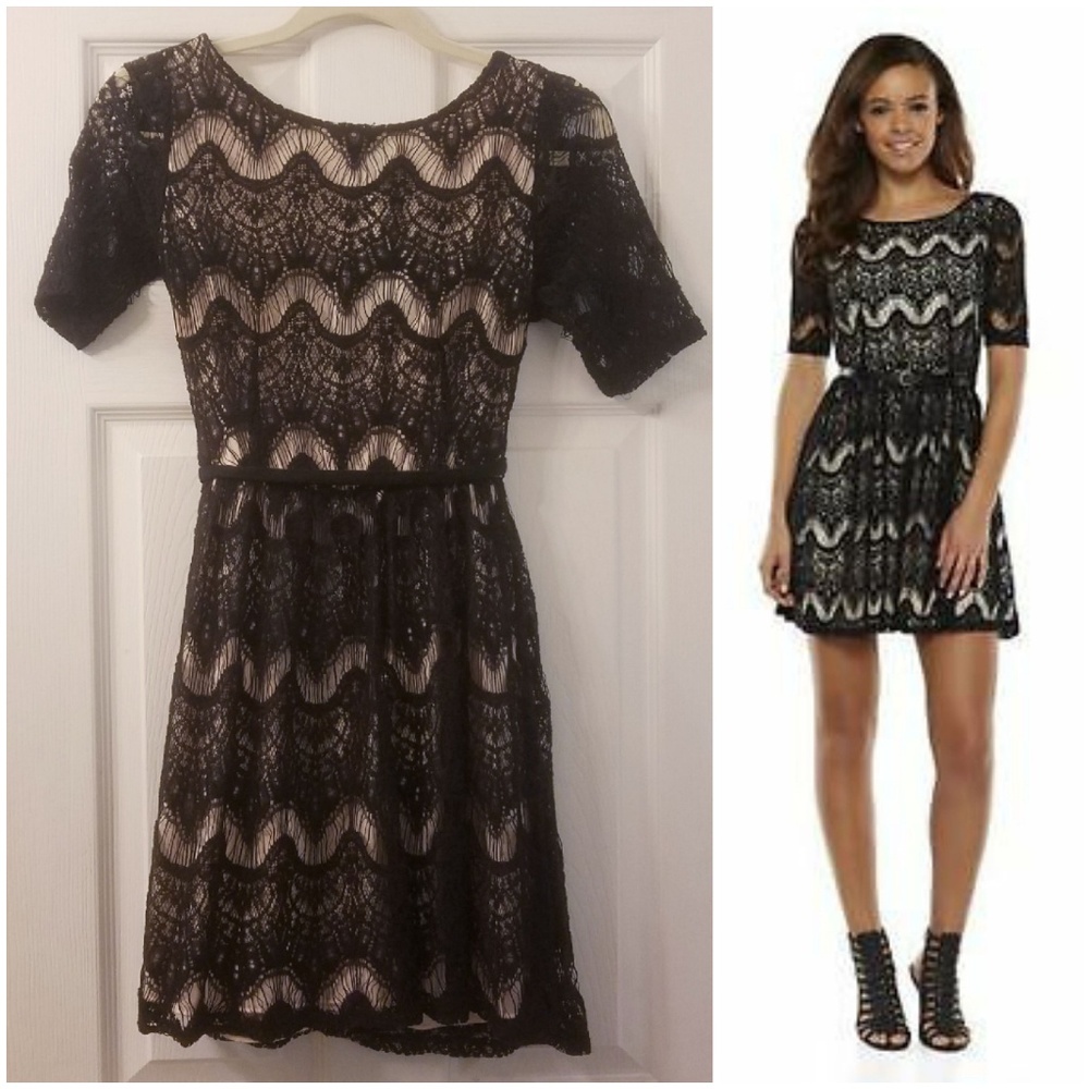 ☘3 for $24☘Black and blush lace dress - Picture 1 of 8